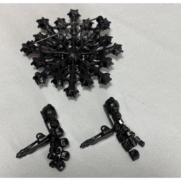 Vintage Black Rhinestone Brooch Pin Earring Set Glam Whimsigoth NYE Flapper - Picture 5 of 5